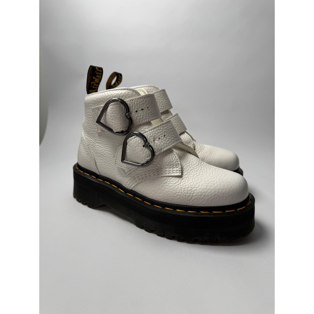 Dr. Martens Devon Heart White Leather Platform Buckle Boots US 7 Women